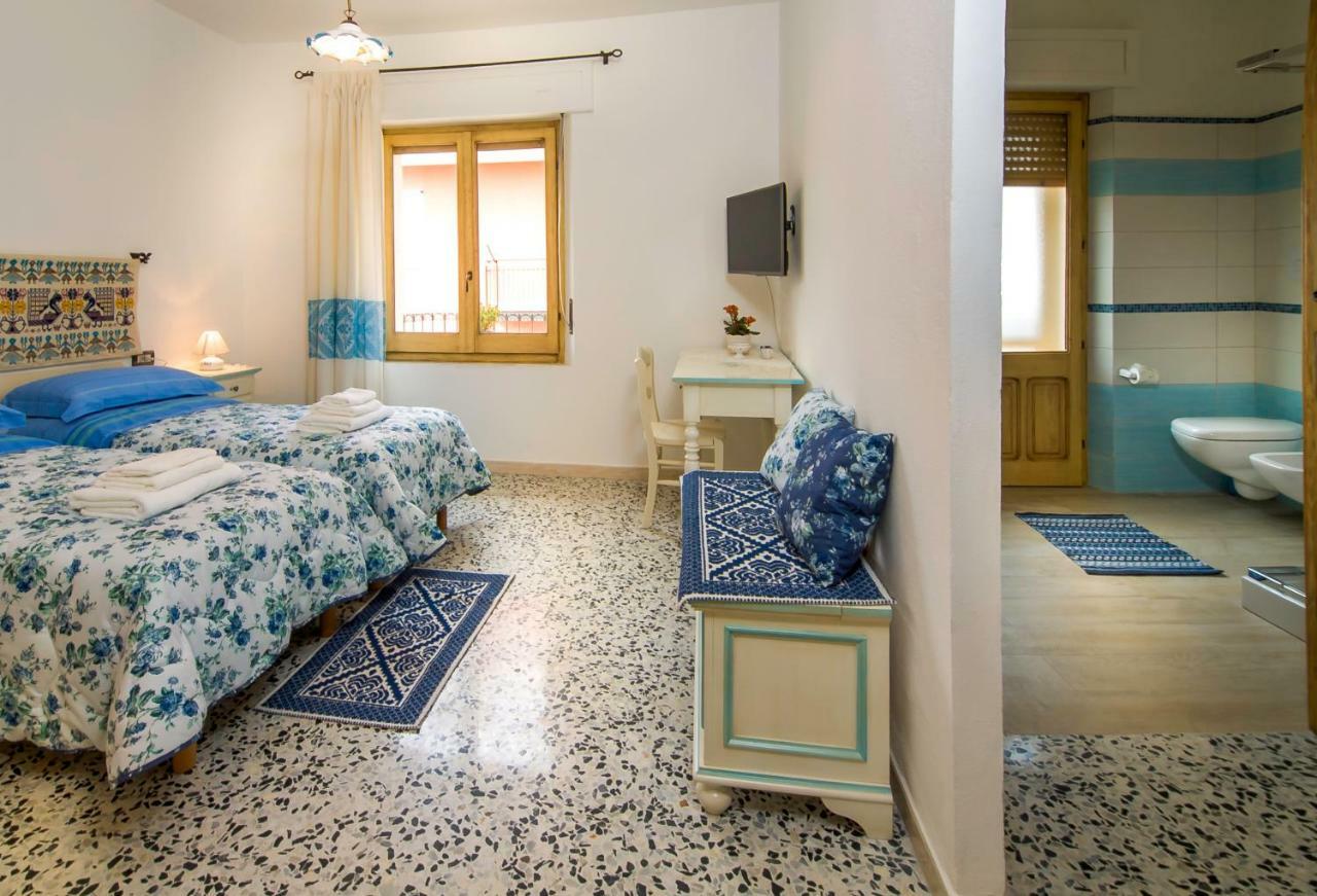 B&B Aria Ona Villagrande Strisaili Exterior foto
